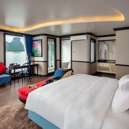 Hôtel Le Journey Luxury Cruise à Hạ Long Extérieur photo