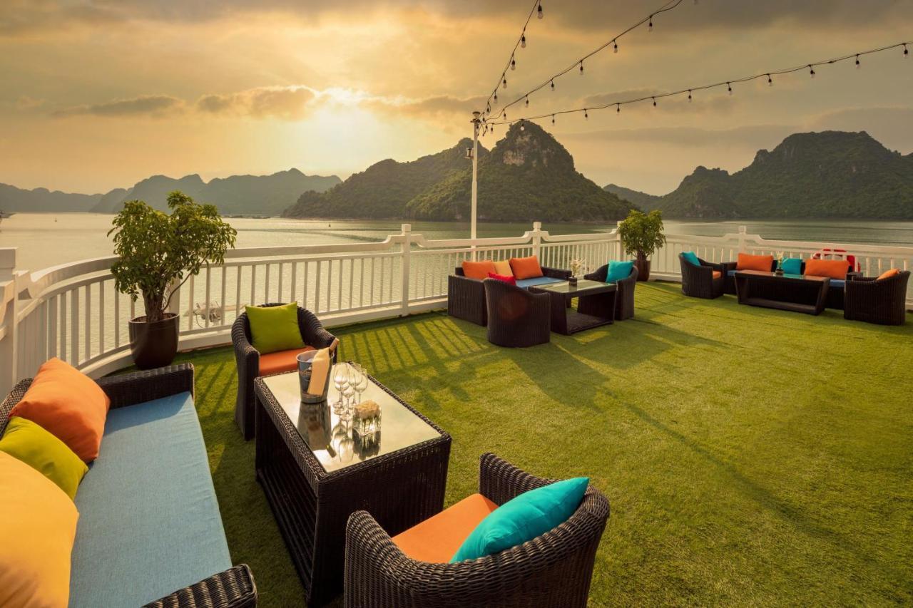 Hôtel Le Journey Luxury Cruise à Hạ Long Extérieur photo